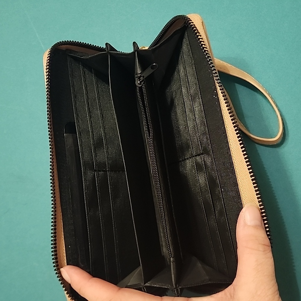 Mudd Wallet - Picture 3 of 3